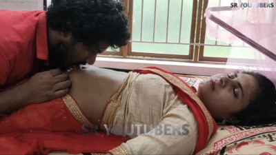 Vaishnavi #12 - Navel romance in red saree